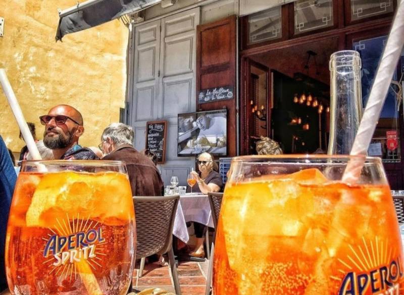 ou boire un cocktail à Nice